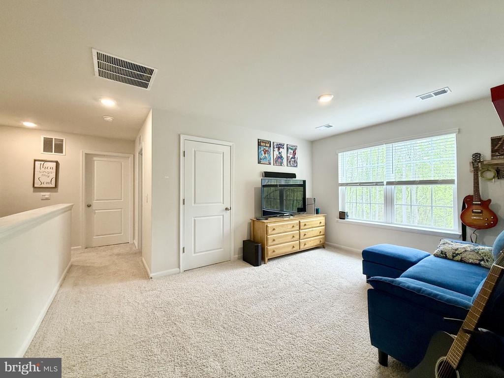 311 ROCK RAYMOND DRIVE