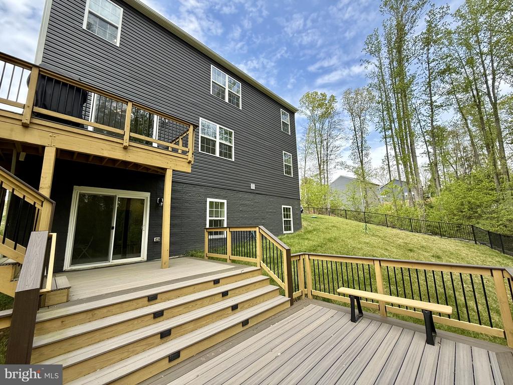 311 ROCK RAYMOND DRIVE