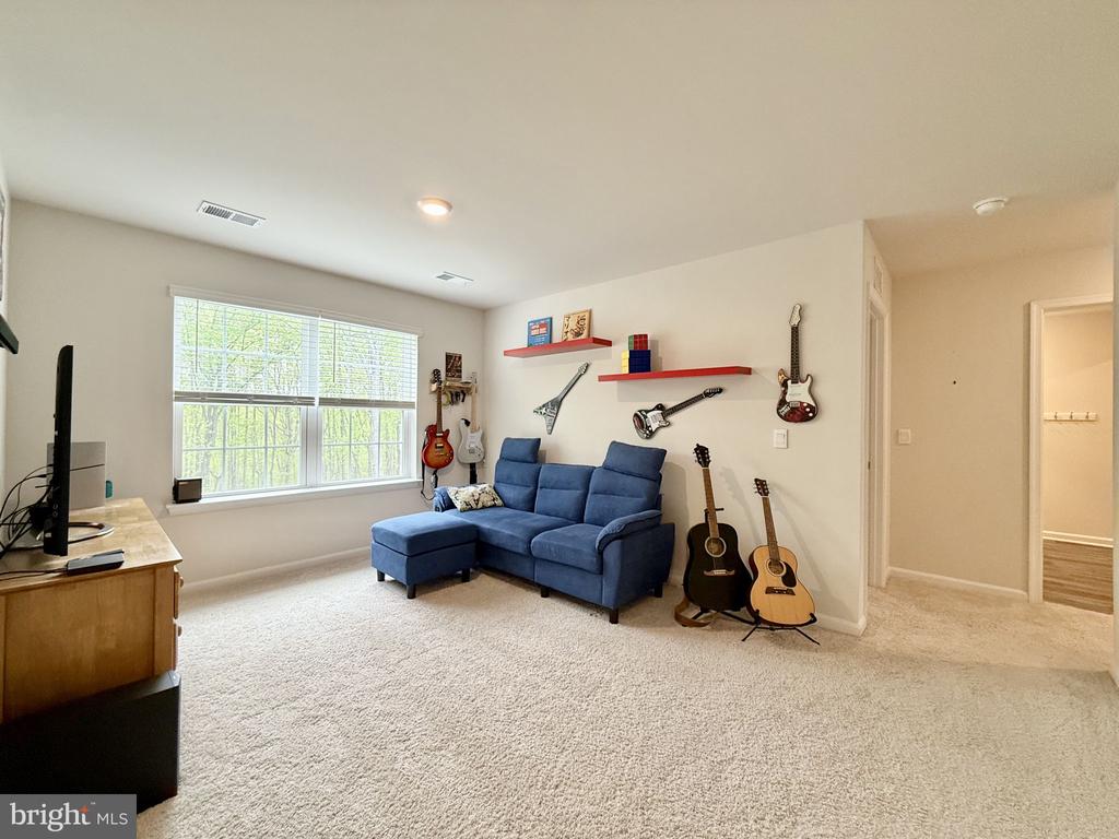 311 ROCK RAYMOND DRIVE