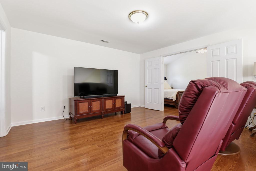 56 MONUMENT DRIVE