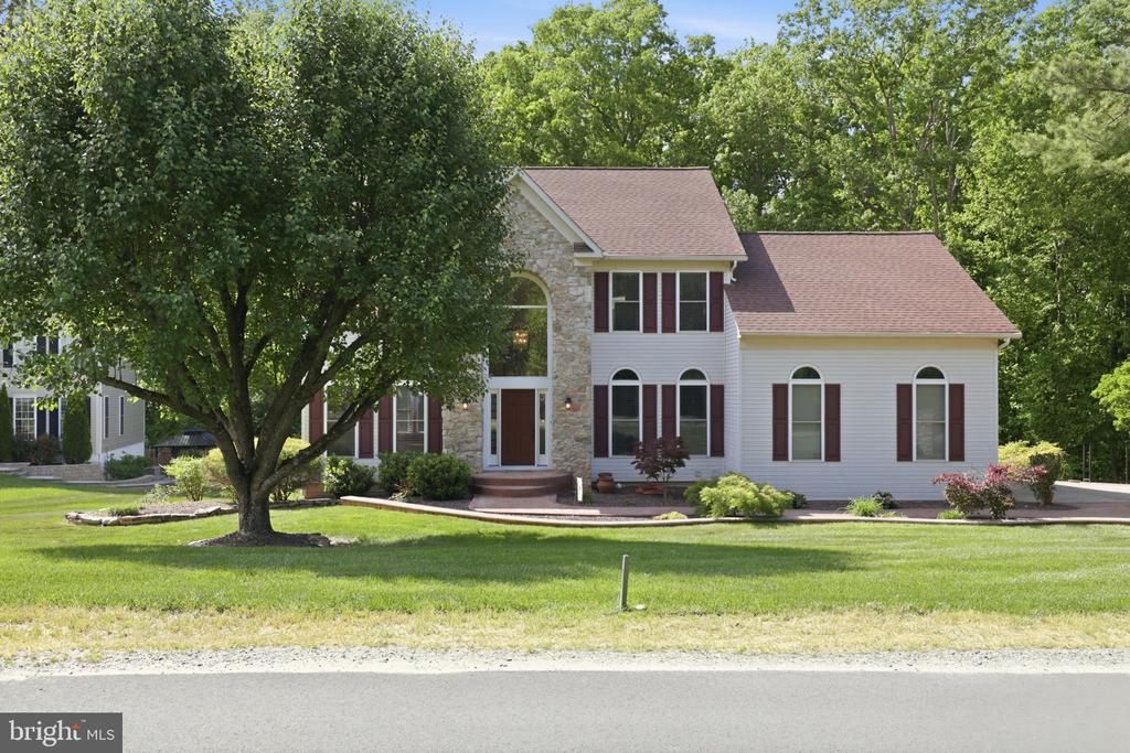 56 MONUMENT DRIVE