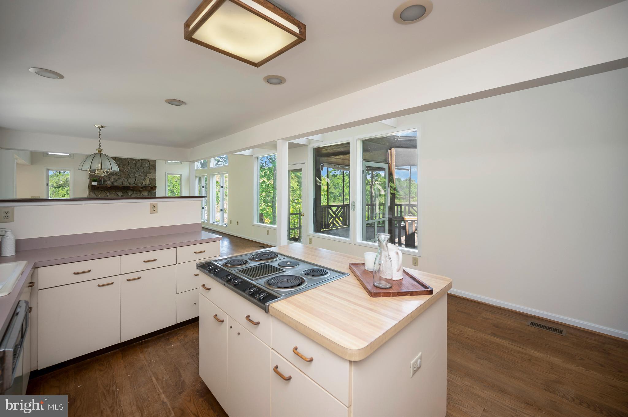 379 WOOD LANDING ROAD
