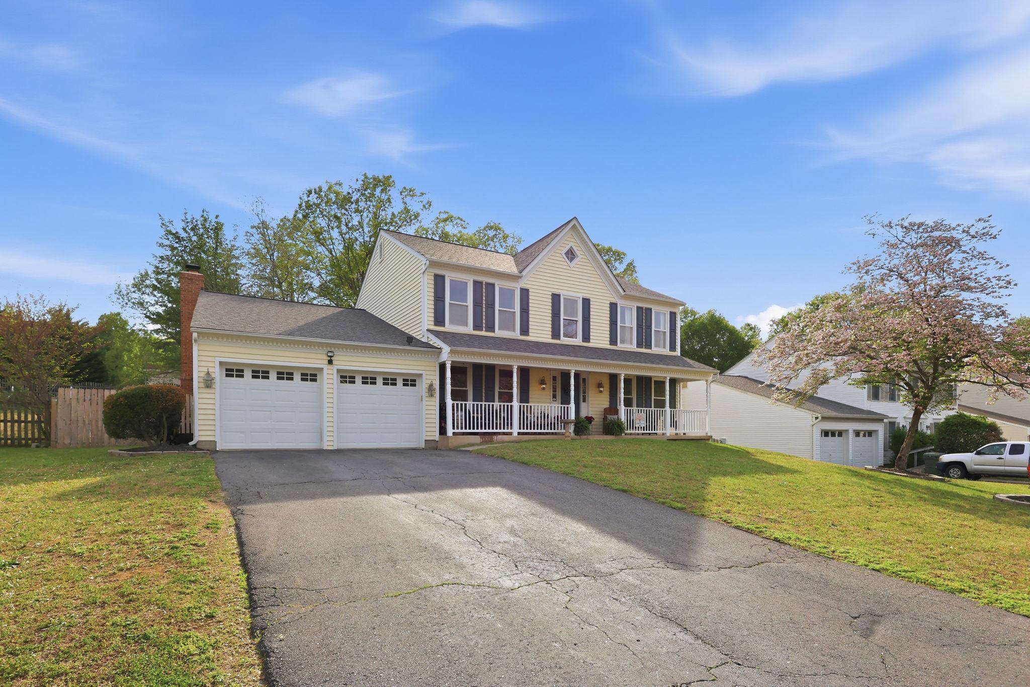 16 SUMMERWOOD DRIVE