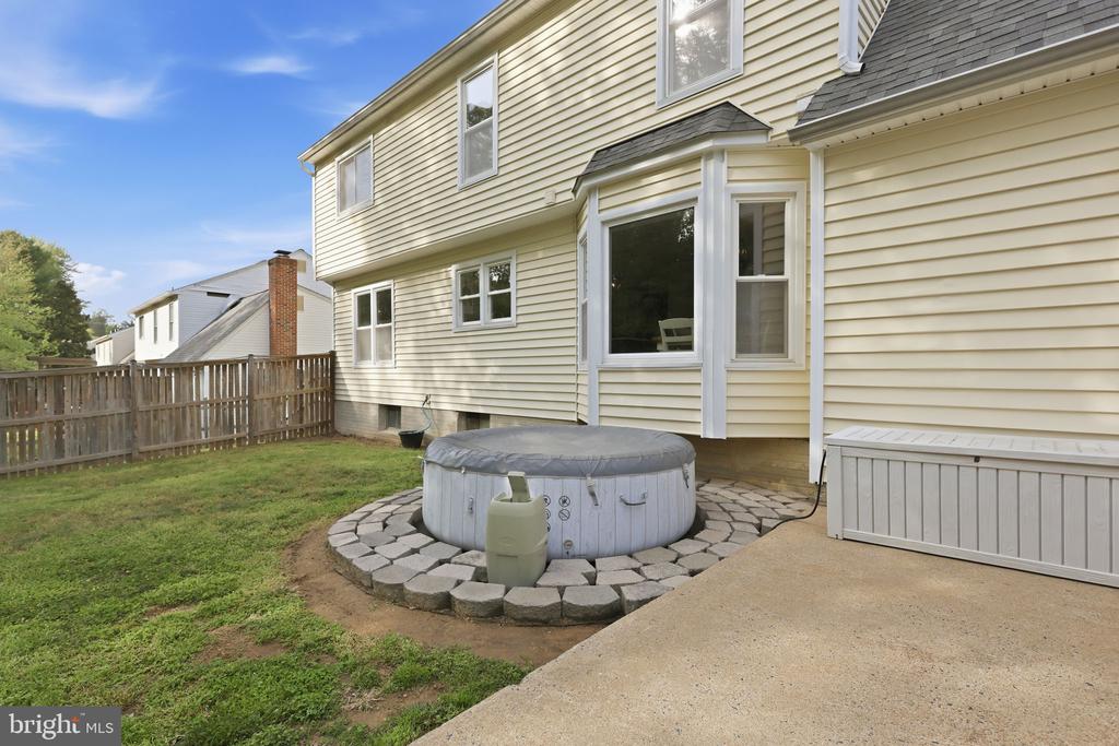 16 SUMMERWOOD DRIVE