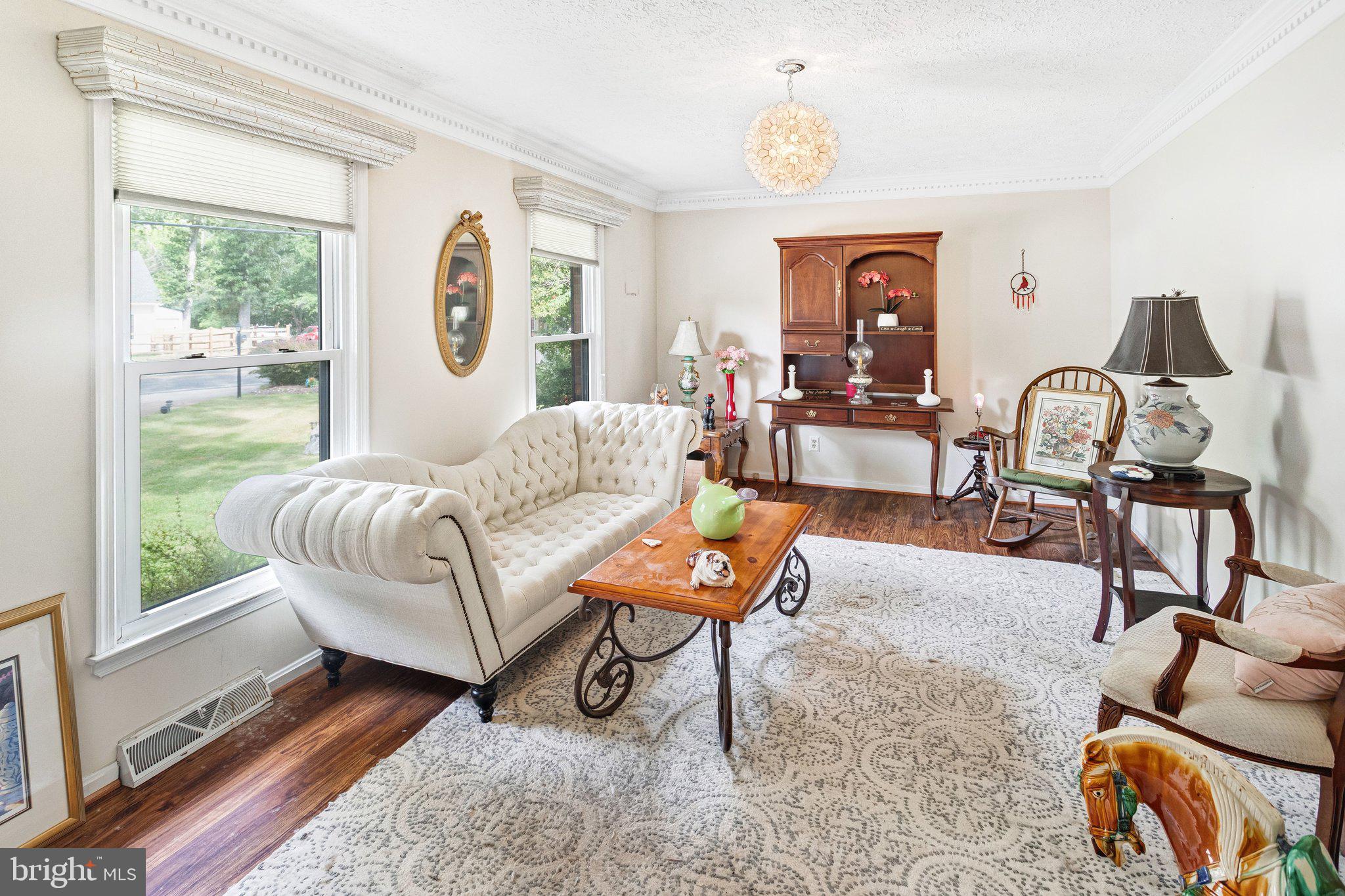 1208 WASHINGTON DRIVE