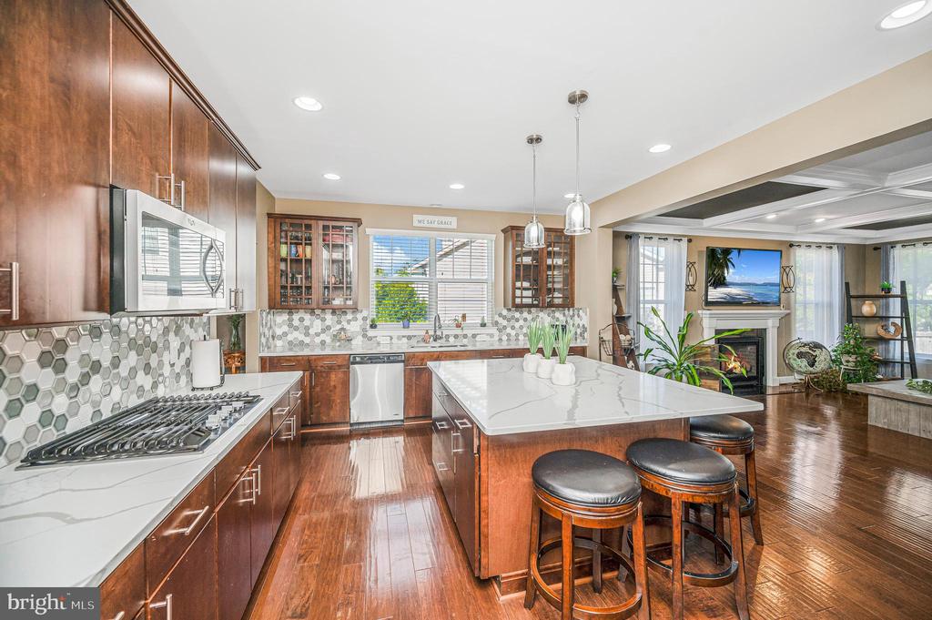 9 SUTTER DRIVE