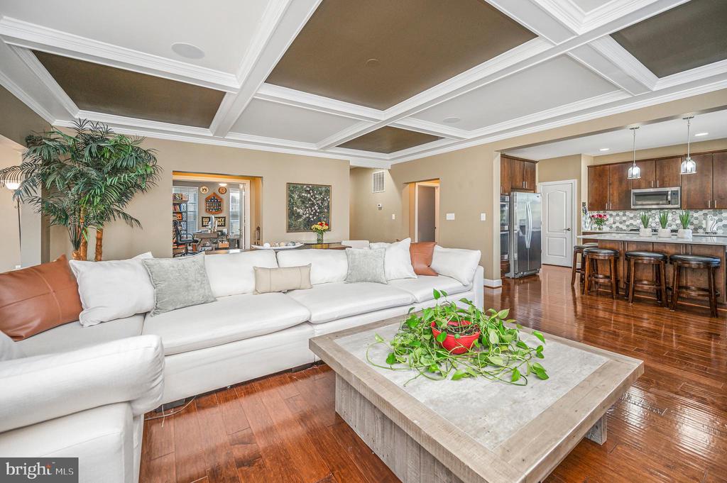 9 SUTTER DRIVE