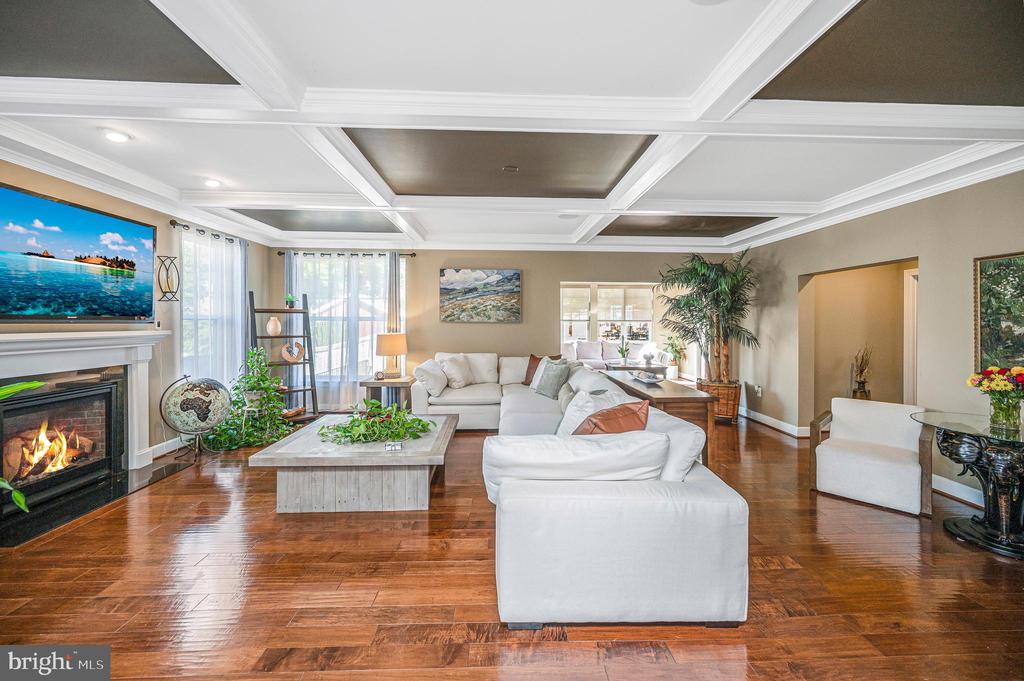 9 SUTTER DRIVE