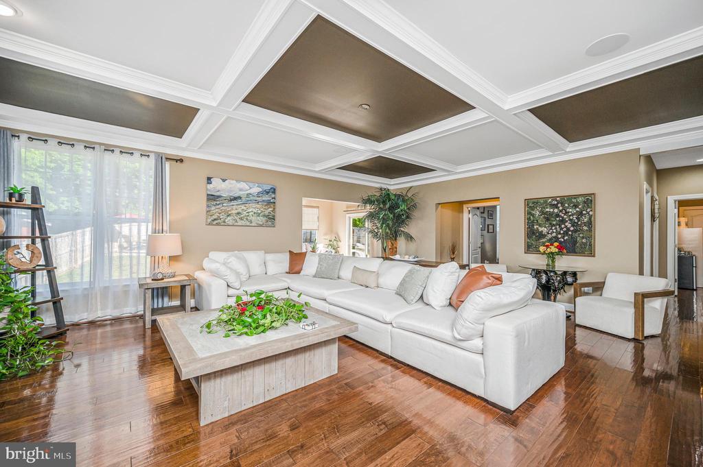 9 SUTTER DRIVE