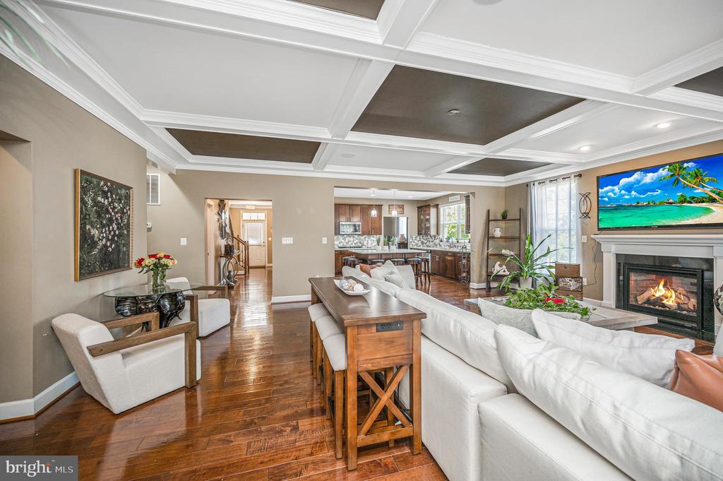 9 SUTTER DRIVE