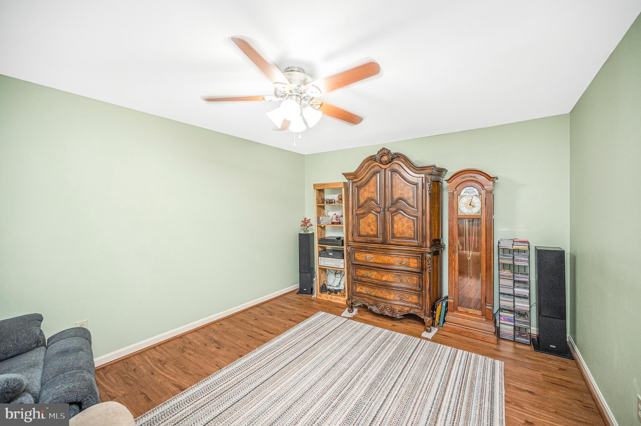 5 OLIVER COURT