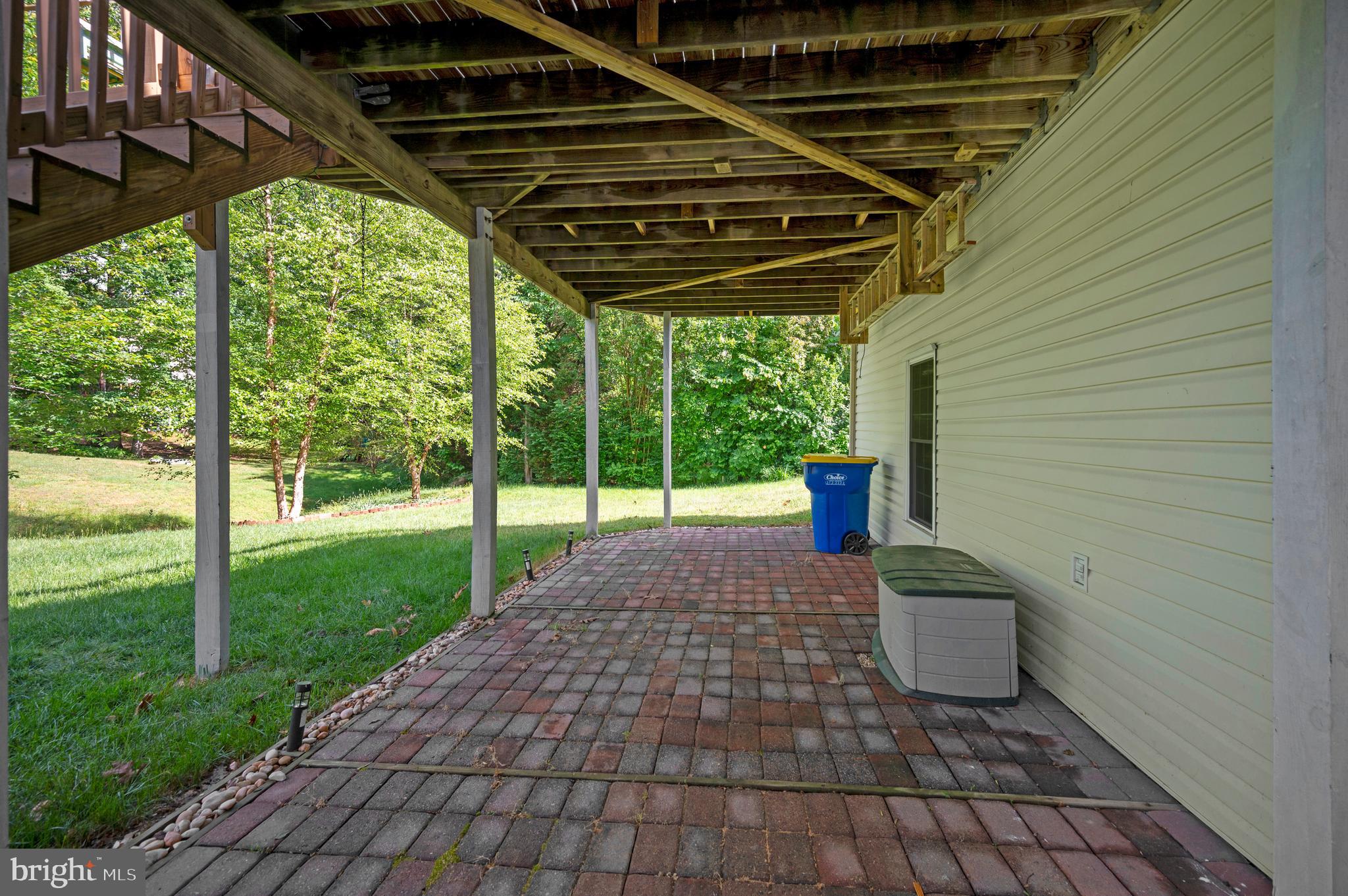 5 OLIVER COURT