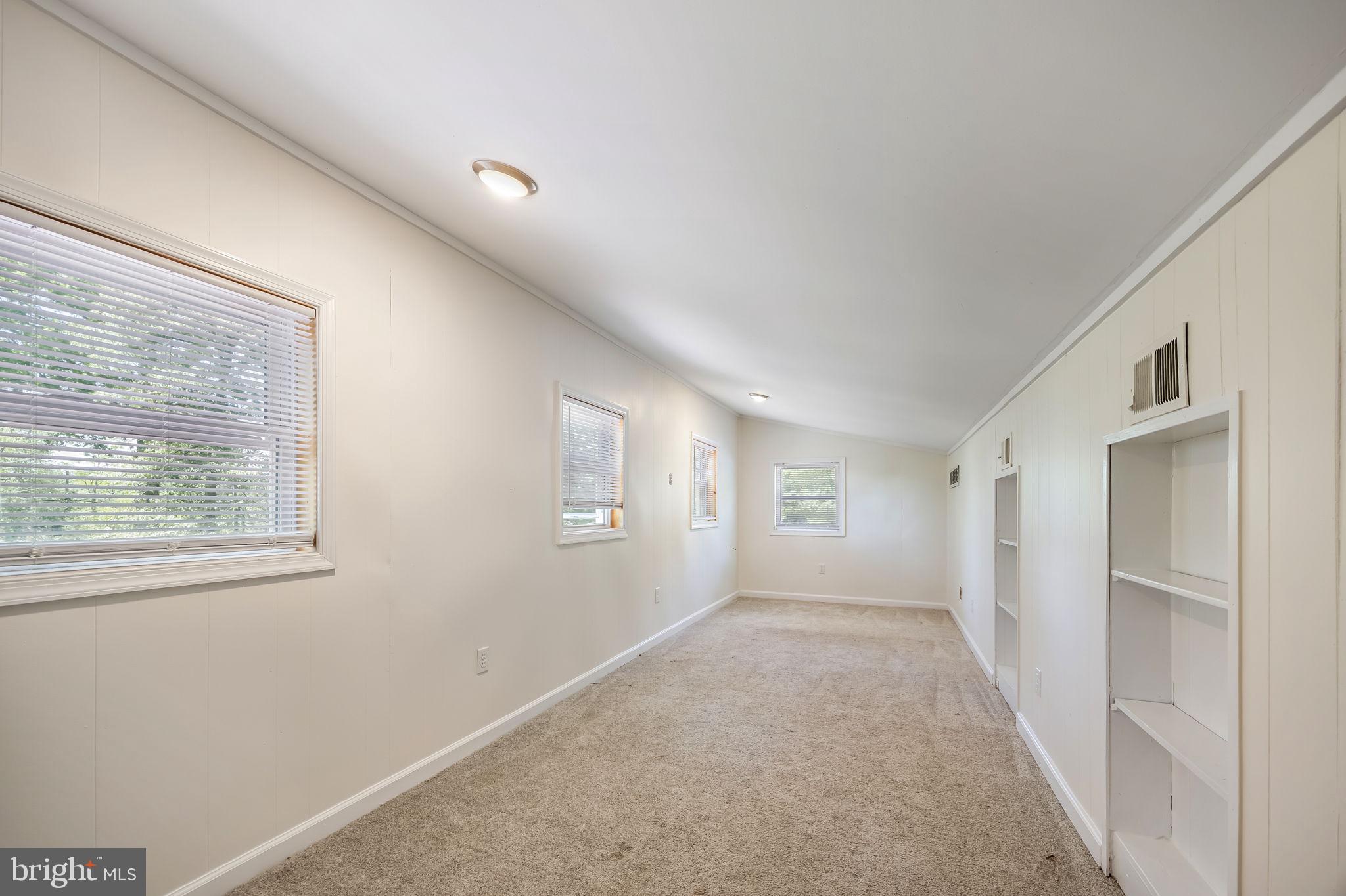 208 TELEGRAPH ROAD