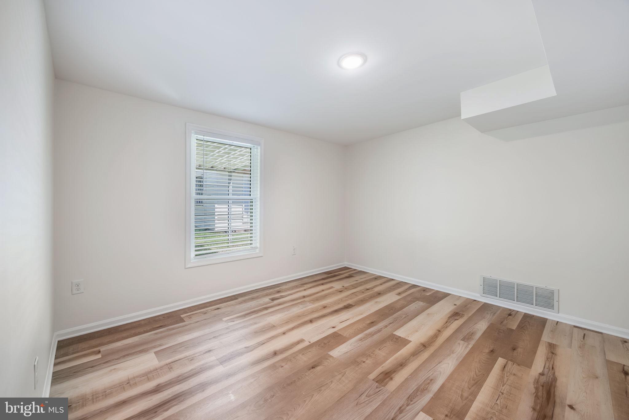 208 TELEGRAPH ROAD