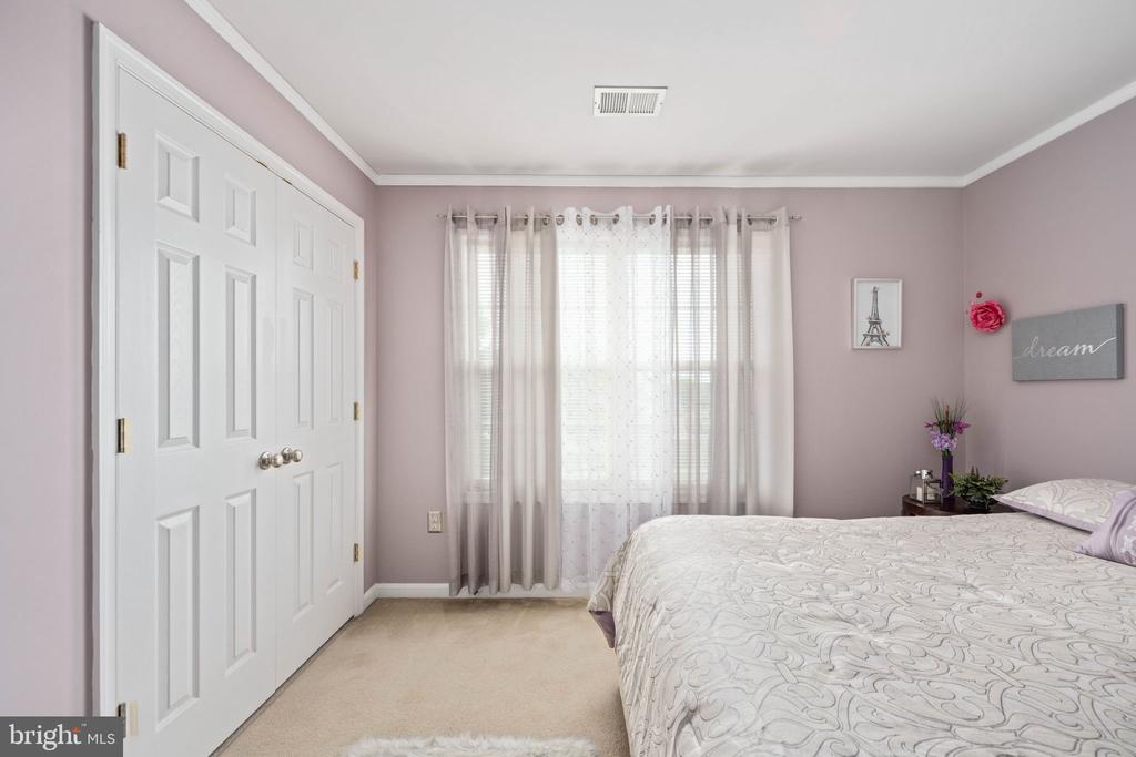 14 SANCTUARY LANE