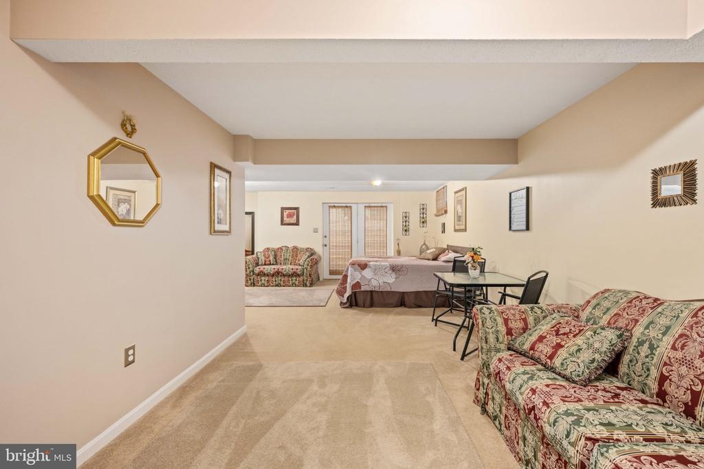 14 SANCTUARY LANE