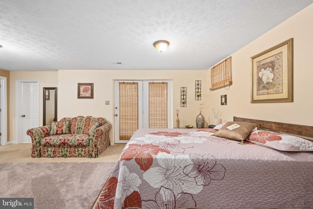 14 SANCTUARY LANE