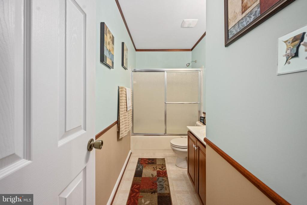 14 SANCTUARY LANE
