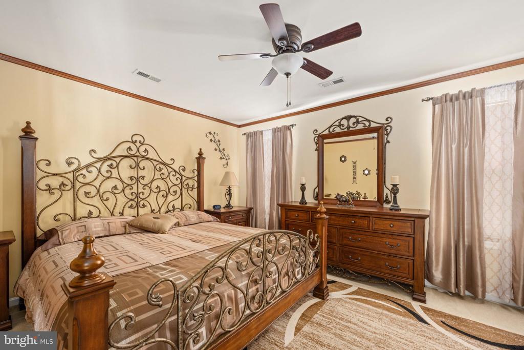 14 SANCTUARY LANE