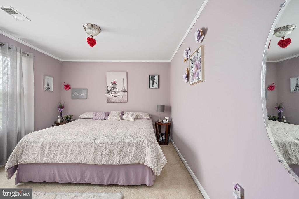 14 SANCTUARY LANE