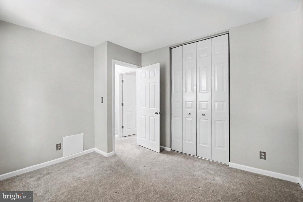 113 STRATFORD PLACE