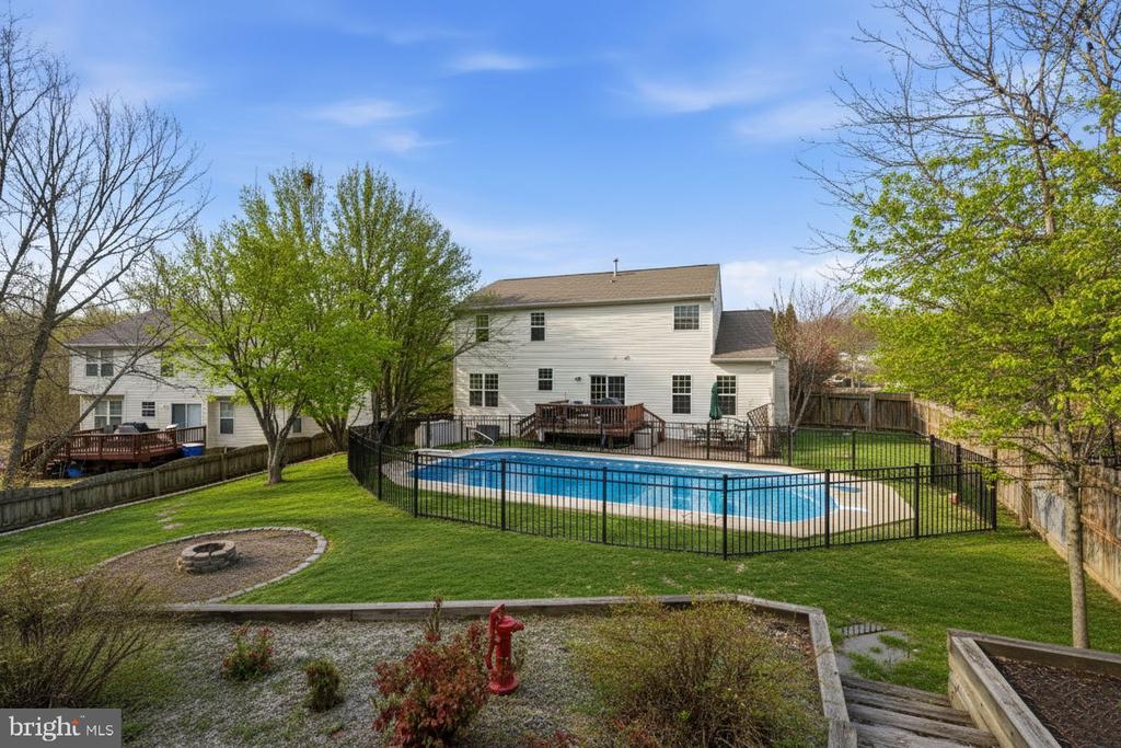 114 SAINT ROBERTS DRIVE