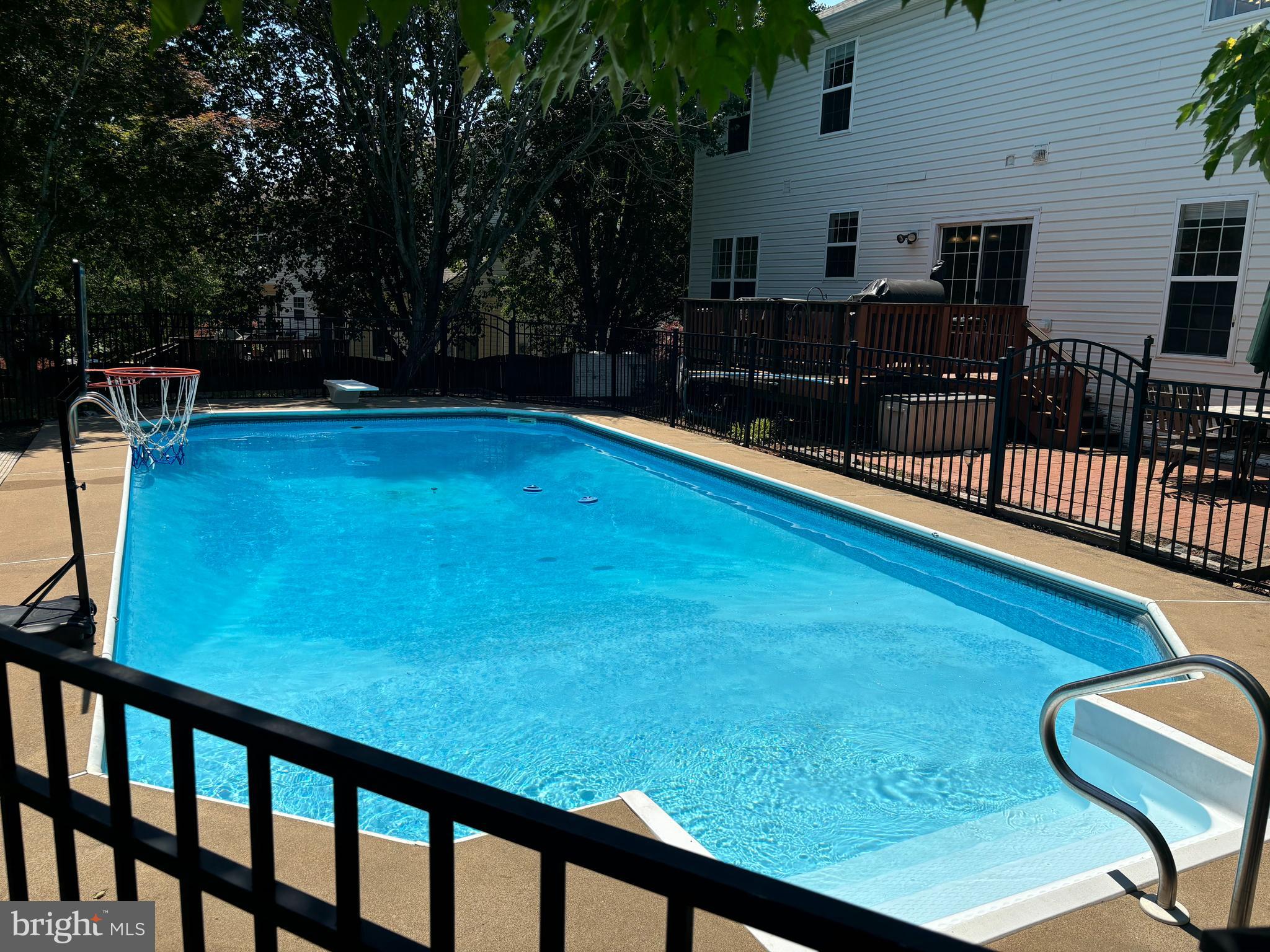 114 SAINT ROBERTS DRIVE