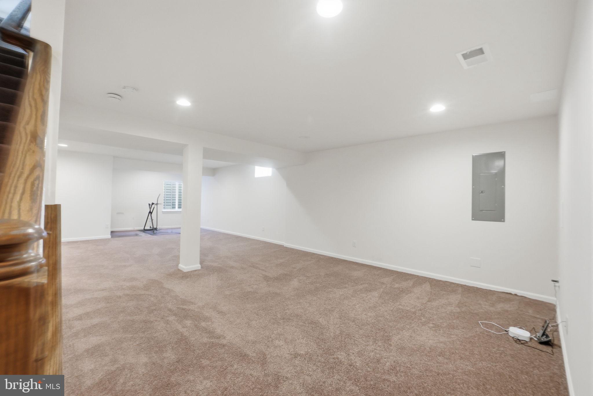 104 ARBORETUM LANE