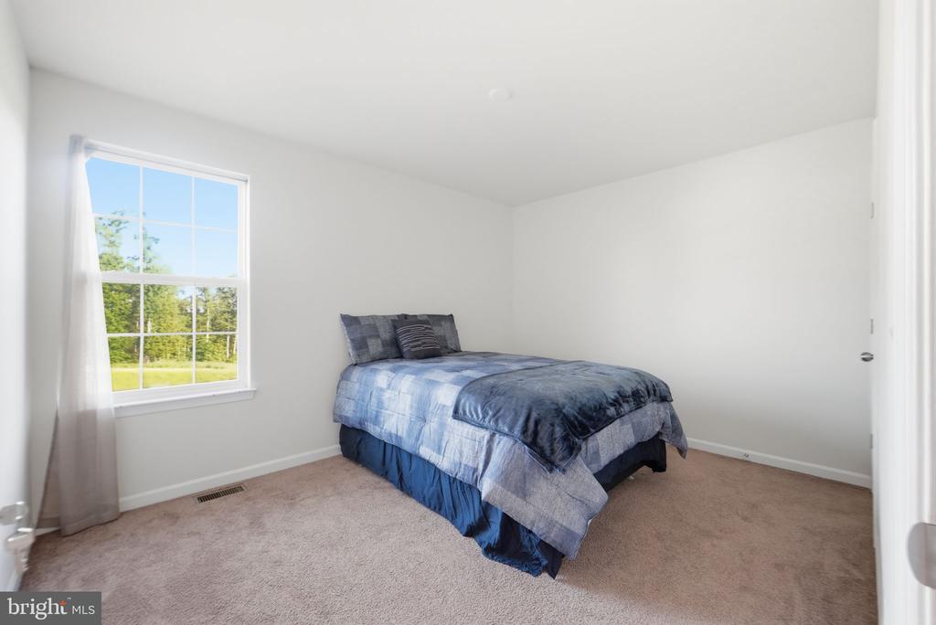104 ARBORETUM LANE