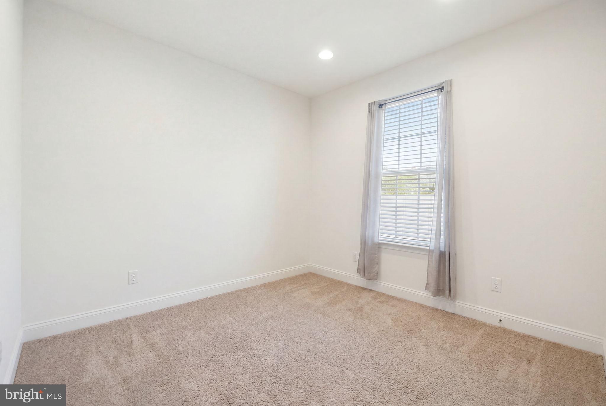 104 ARBORETUM LANE
