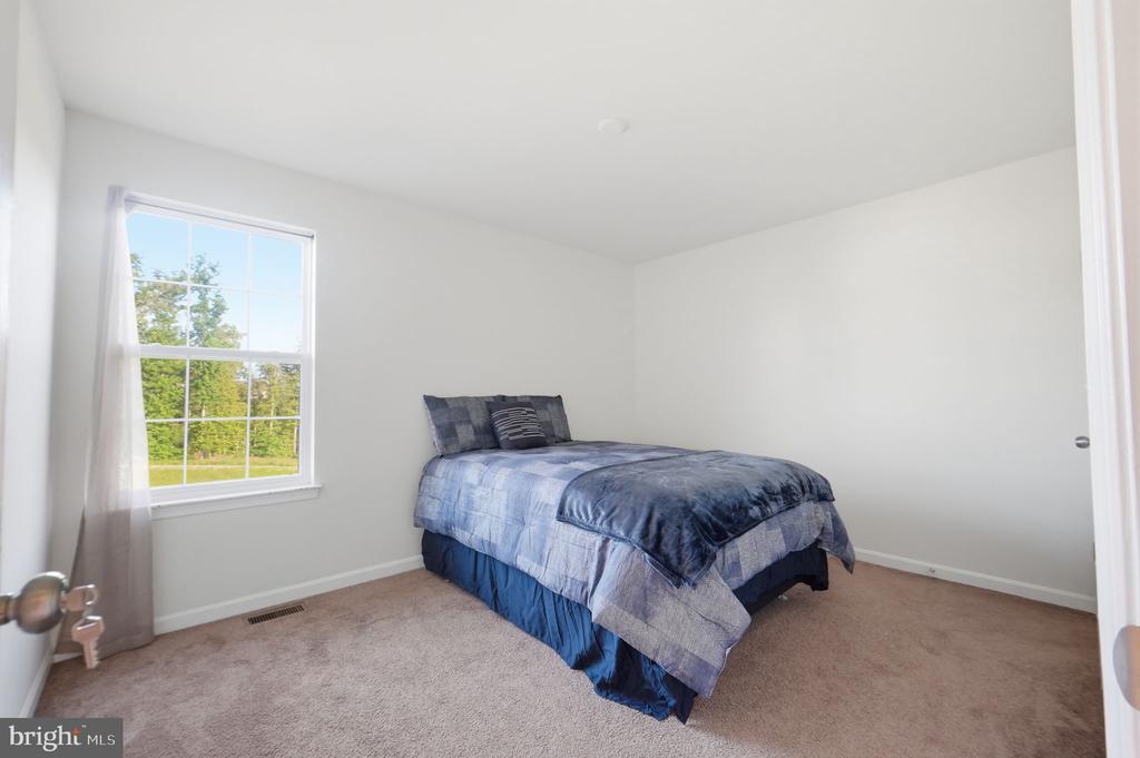104 ARBORETUM LANE