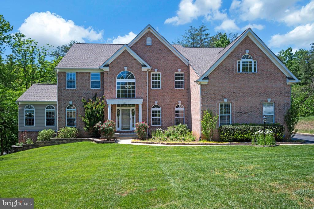 131 ARDEN LANE