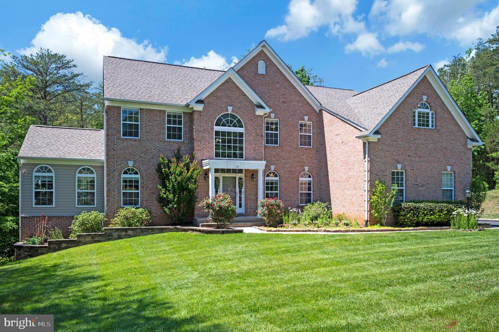 131 ARDEN LANE