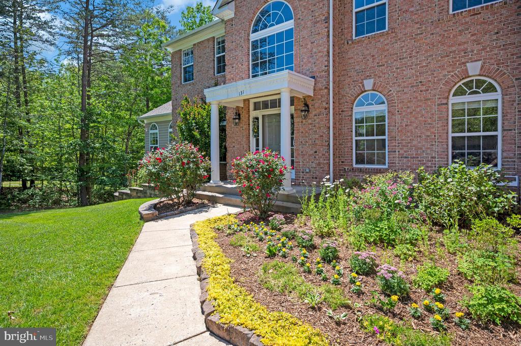 131 ARDEN LANE