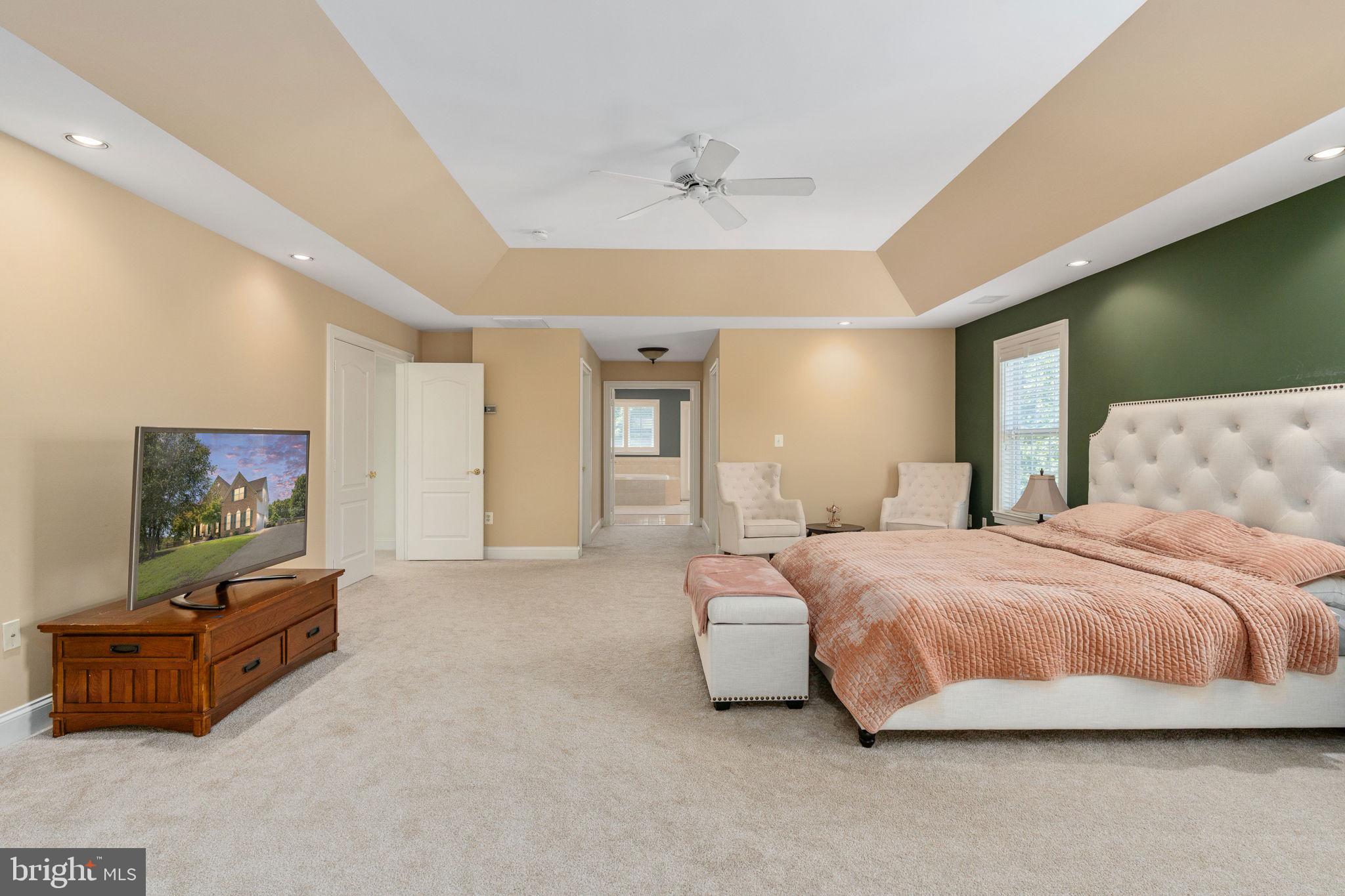 76 HIGH RIDGE DRIVE