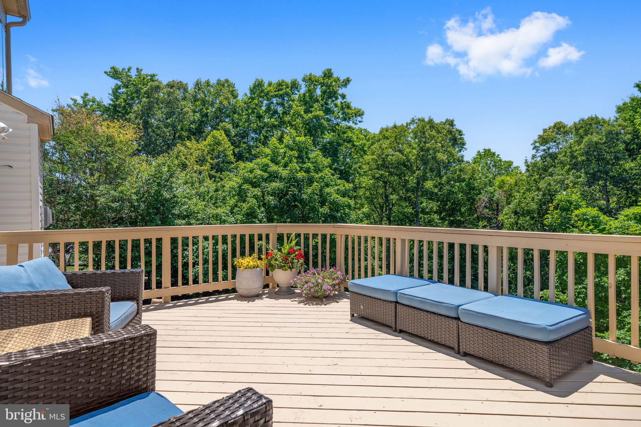 76 HIGH RIDGE DRIVE