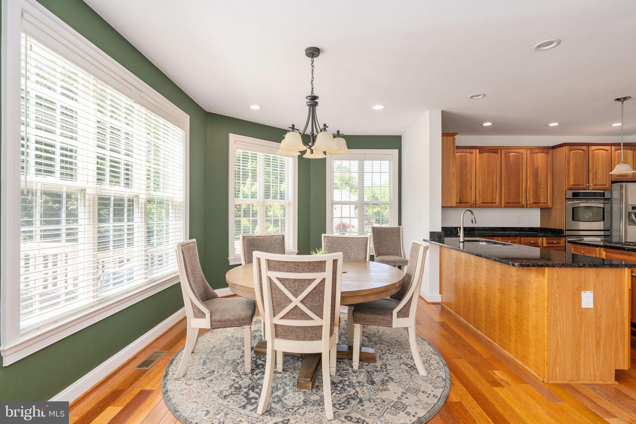 76 HIGH RIDGE DRIVE