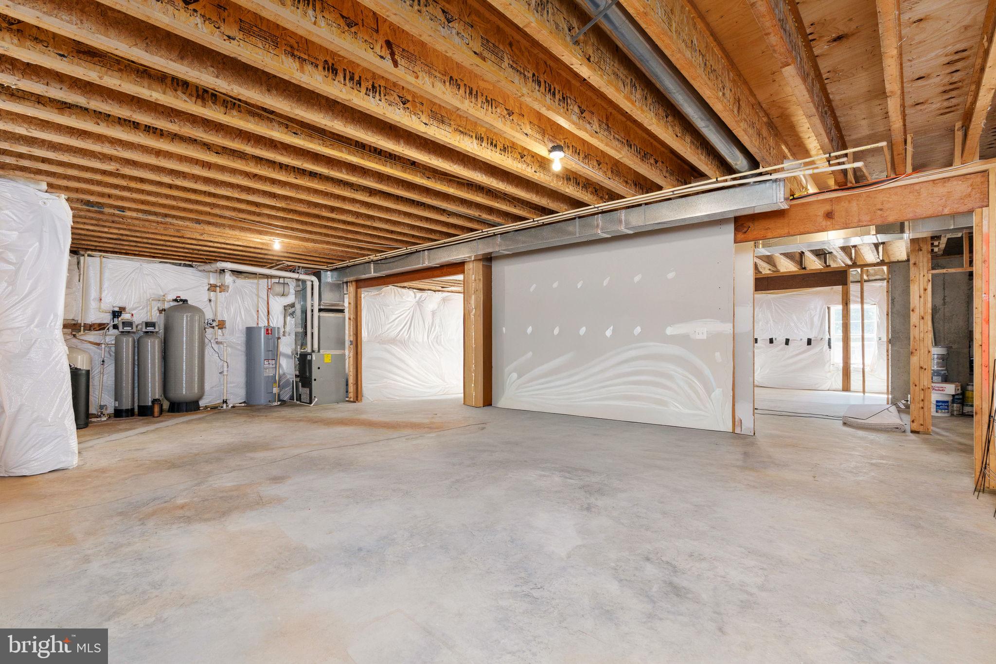 76 HIGH RIDGE DRIVE