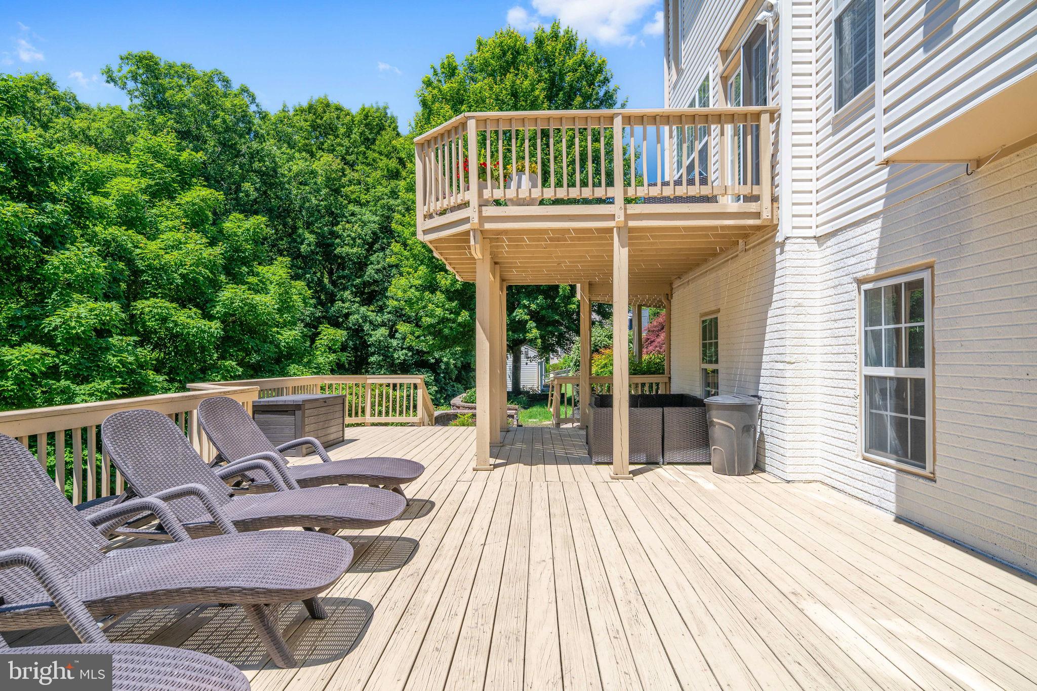 76 HIGH RIDGE DRIVE