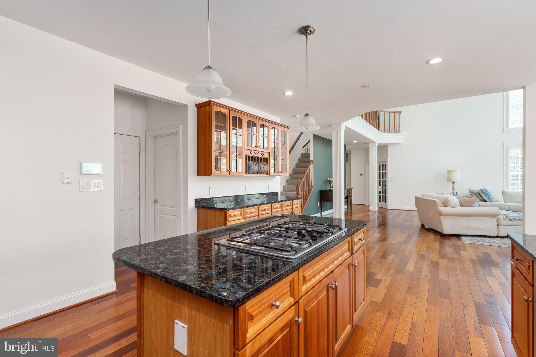 76 HIGH RIDGE DRIVE