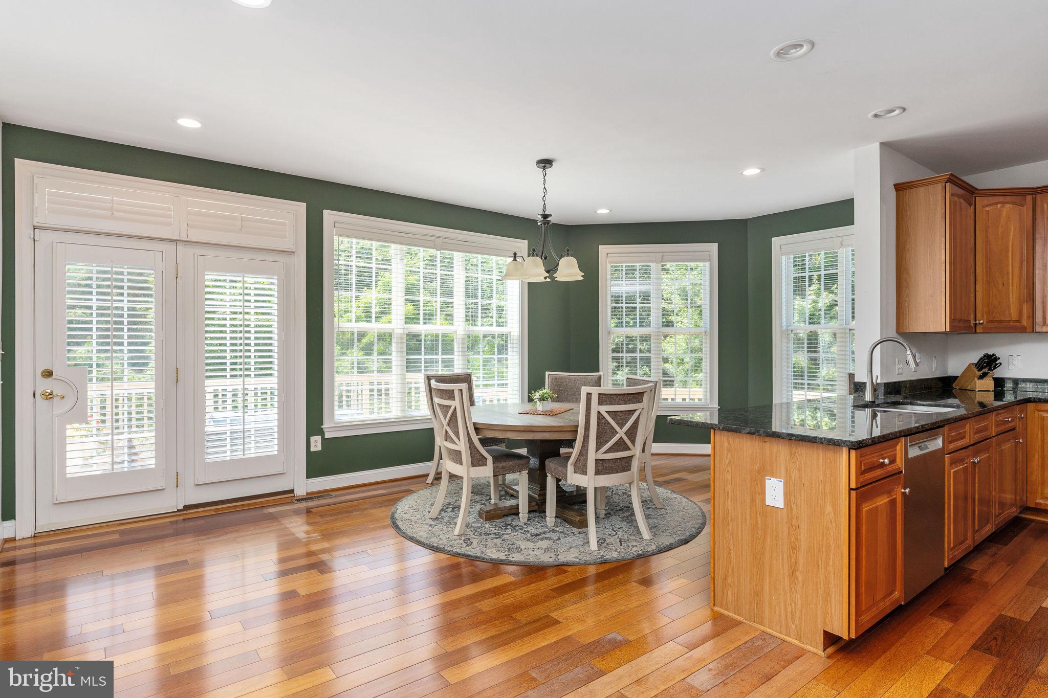 76 HIGH RIDGE DRIVE