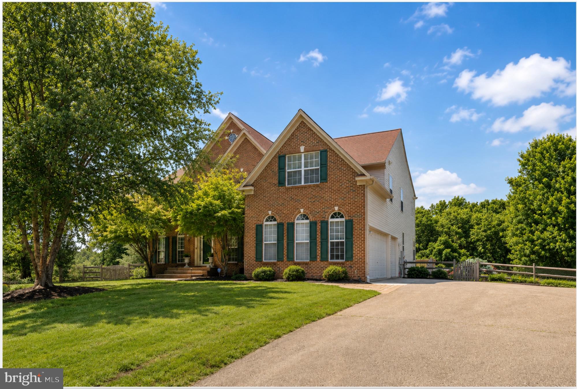 76 HIGH RIDGE DRIVE