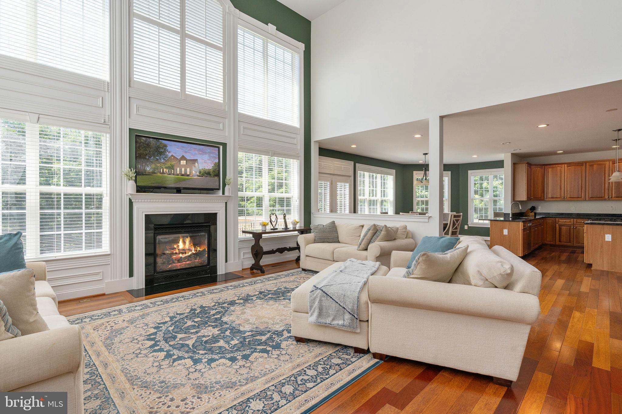 76 HIGH RIDGE DRIVE