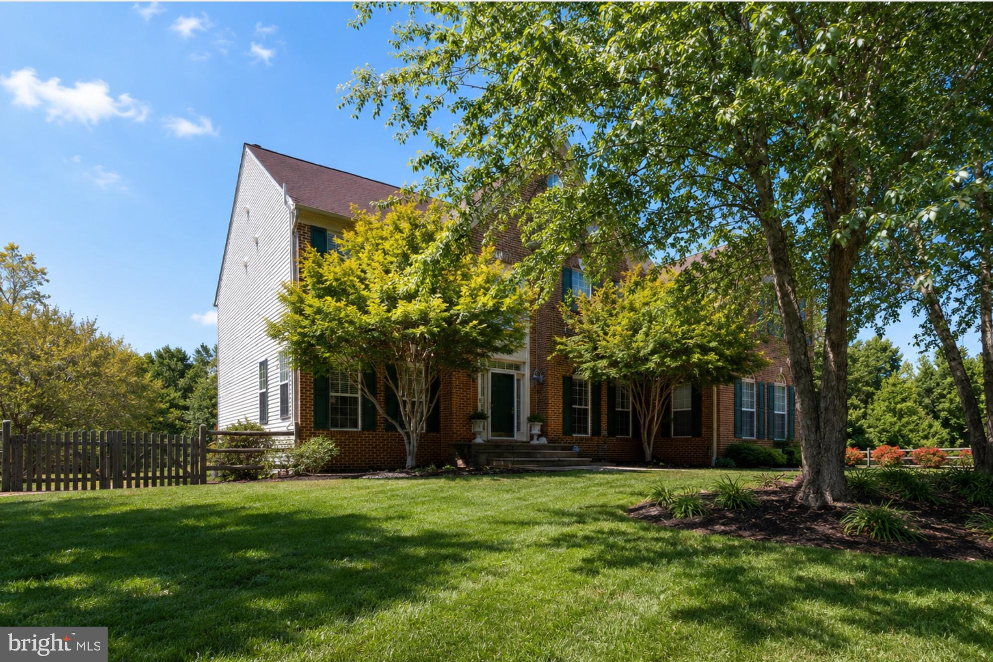 76 HIGH RIDGE DRIVE