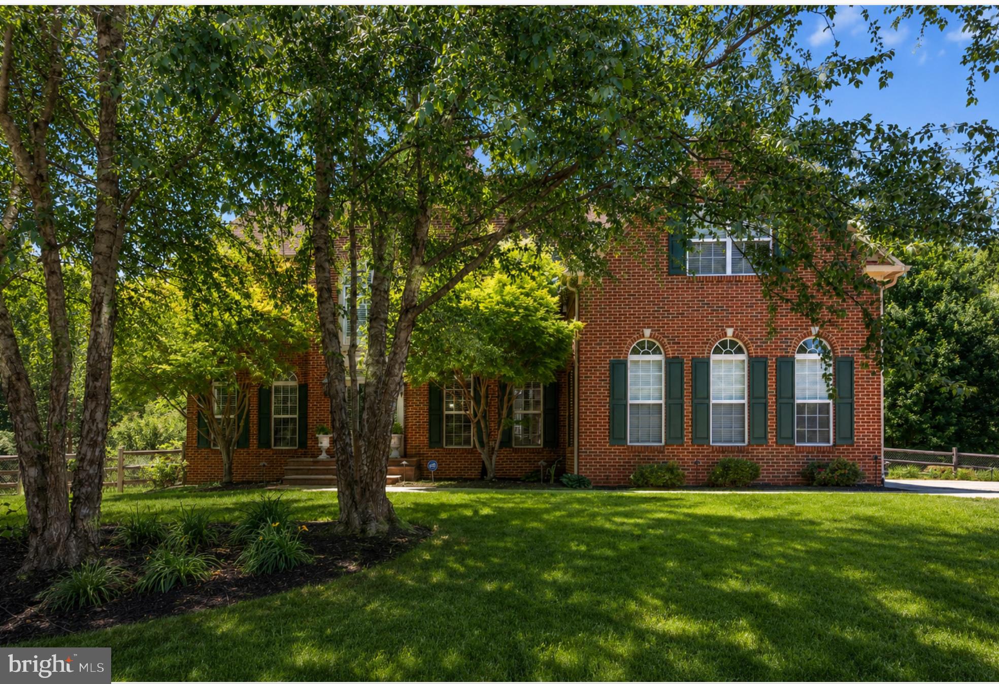 76 HIGH RIDGE DRIVE