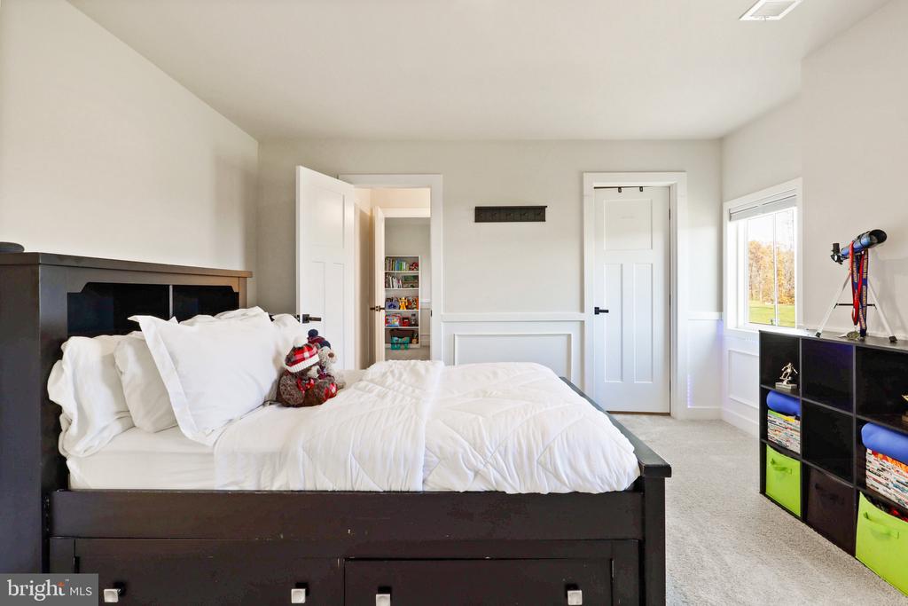 212 SOUTHERN VIEW DRIVE