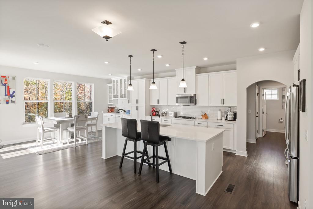 212 SOUTHERN VIEW DRIVE