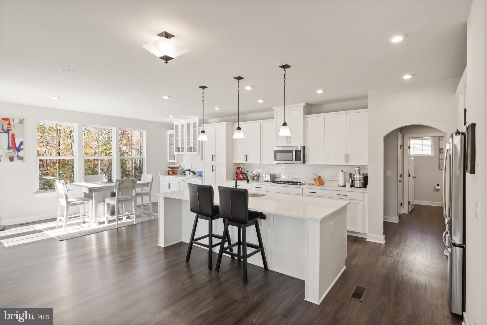 212 SOUTHERN VIEW DRIVE