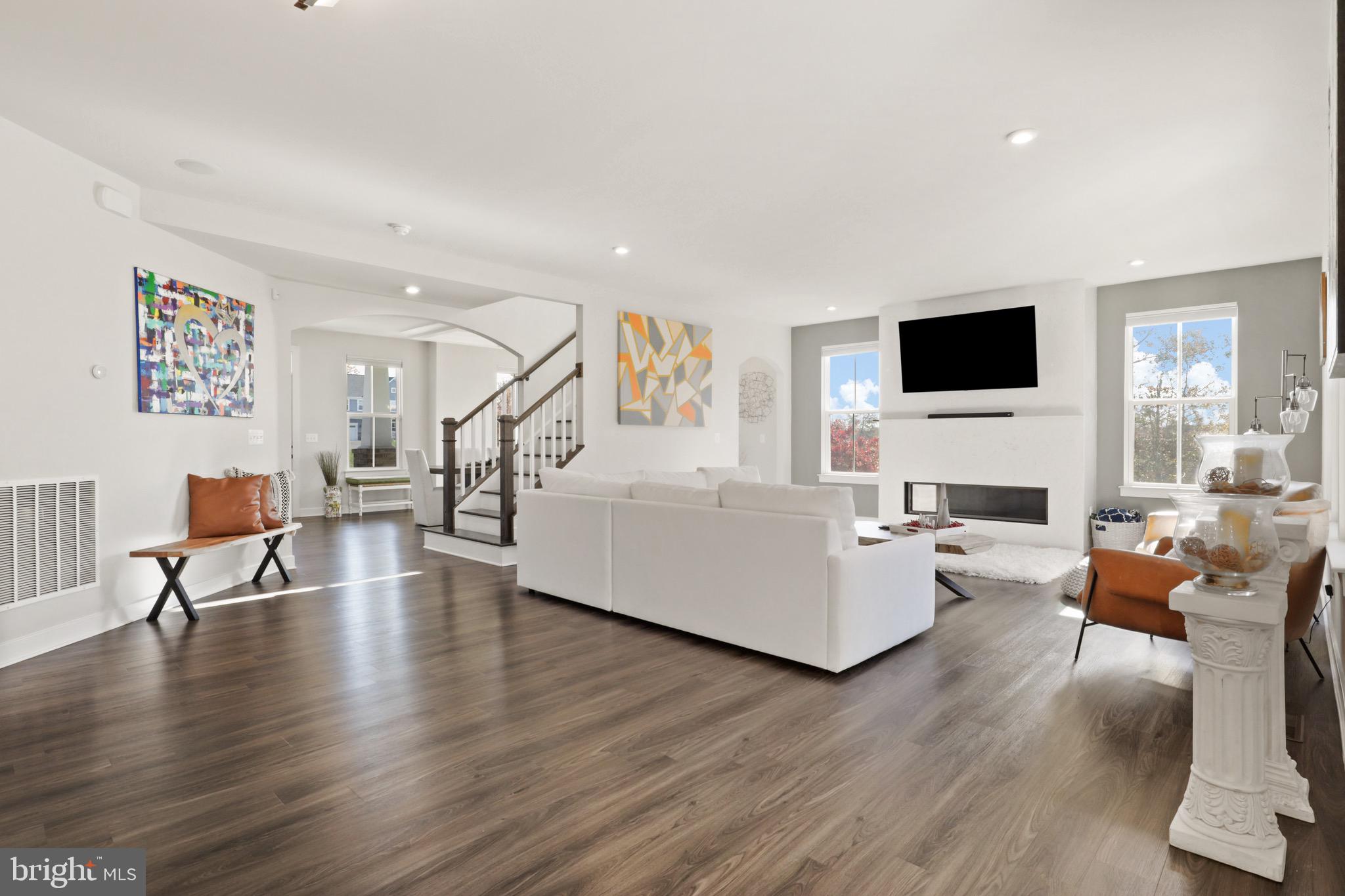 212 SOUTHERN VIEW DRIVE