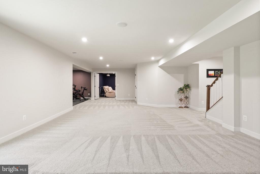 212 SOUTHERN VIEW DRIVE